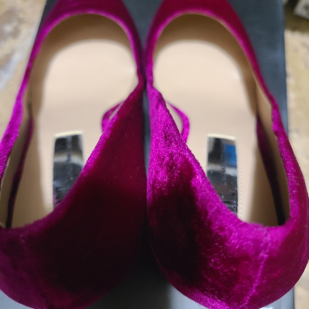 I.N.C. Deep Fuchsia Velvet 3" Heels - Picture 5 of 8
